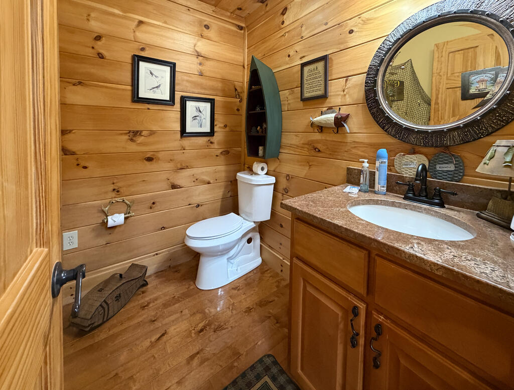 435639 Morganton Active
