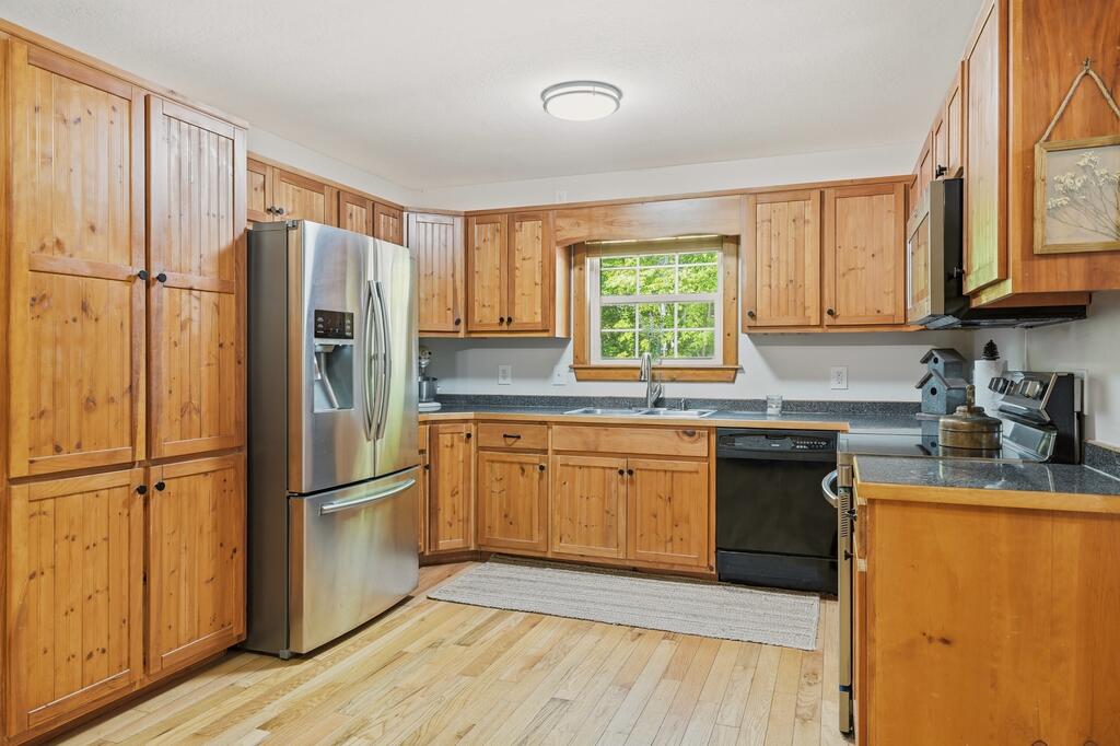 435649 Blairsville Active