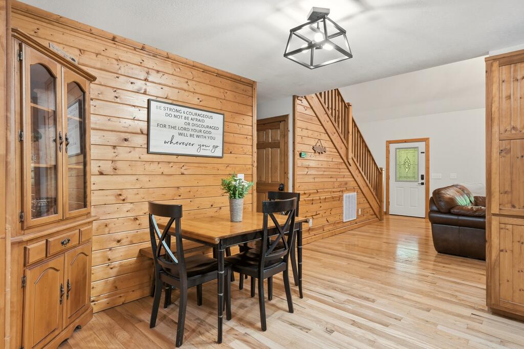 435649 Blairsville Active