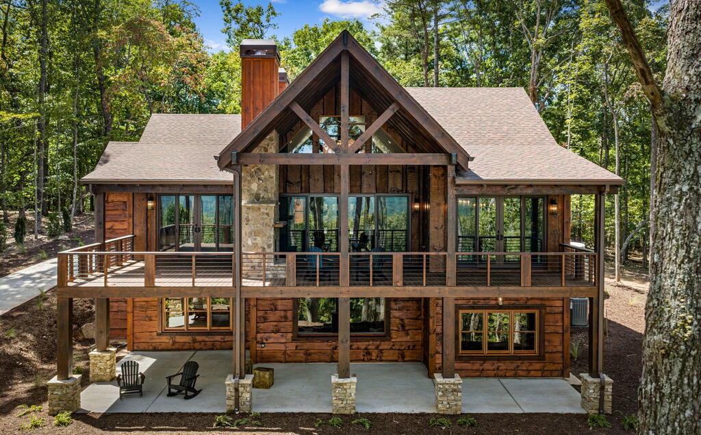 435652 Morganton 