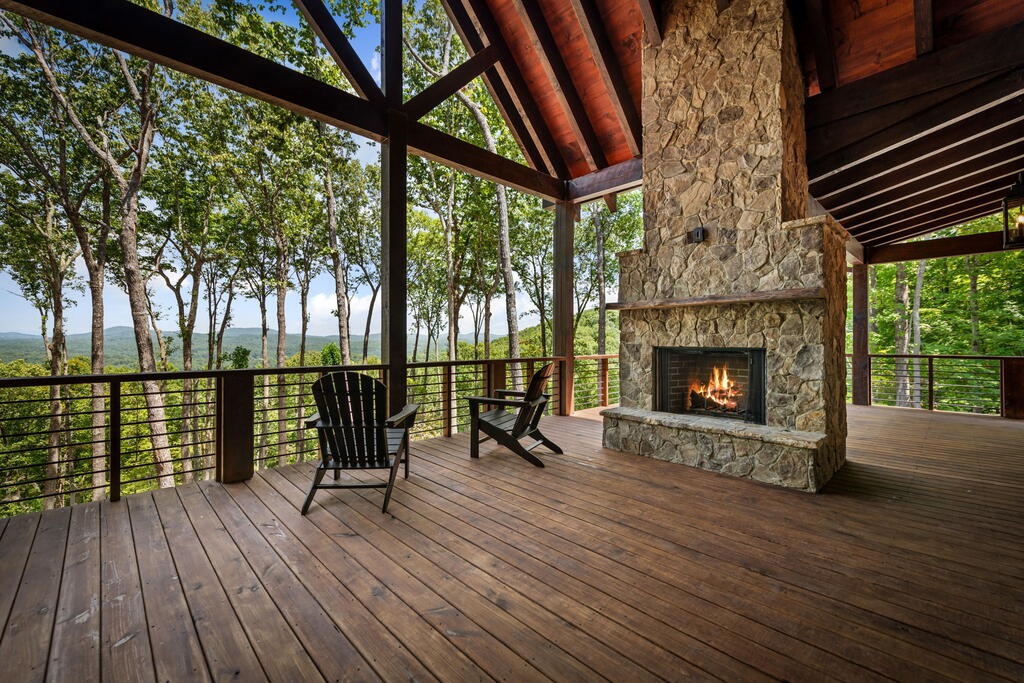 435652 Morganton Active
