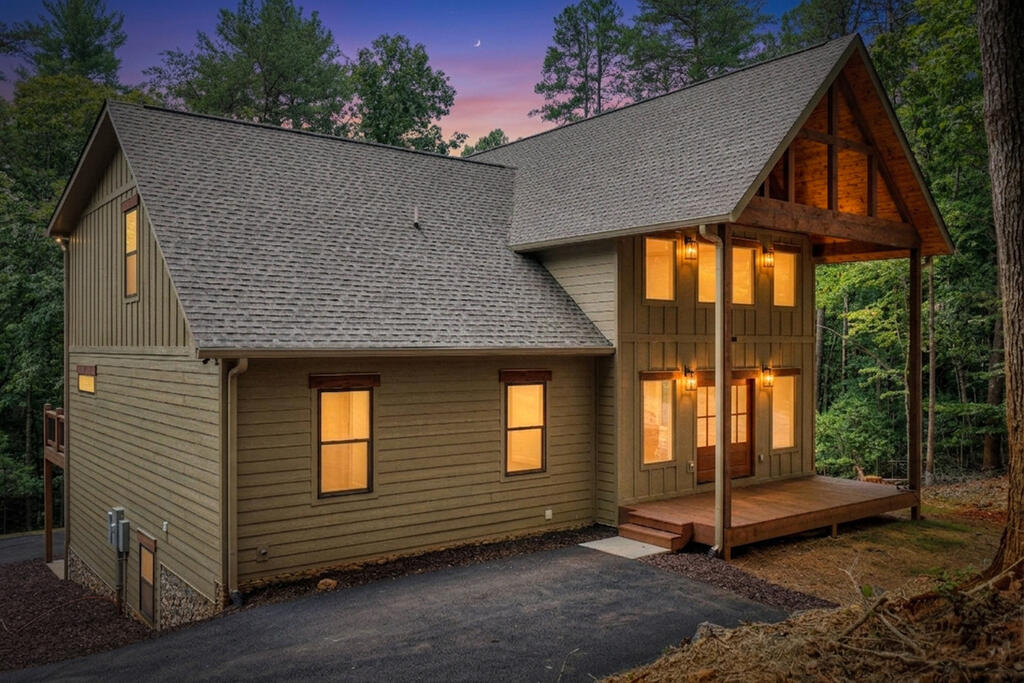 435658 Ellijay Active