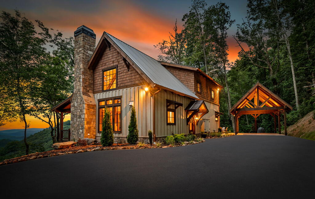 435661 Ellijay Active