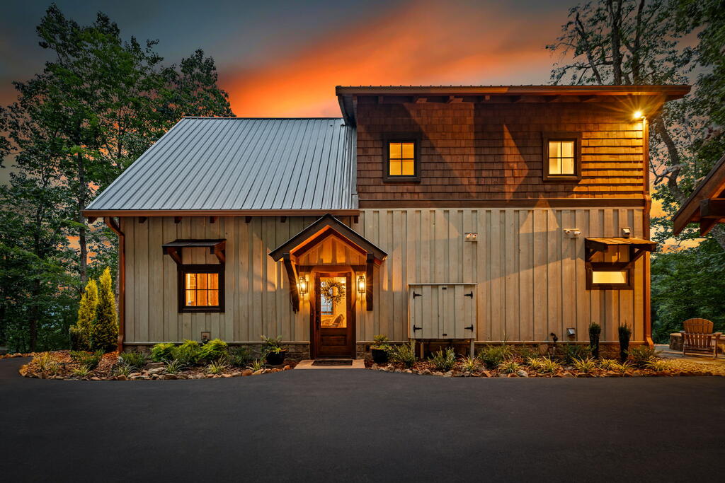 435661 Ellijay Active