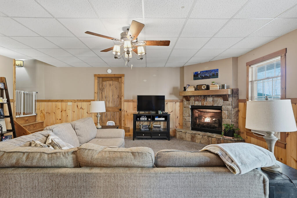 435677 Ellijay Active