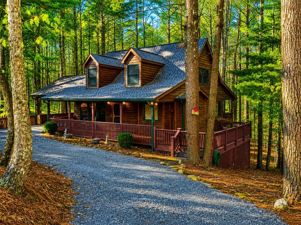 435685 Ellijay 