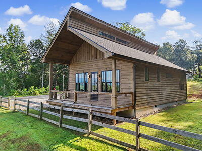 435686 Hayesville Active