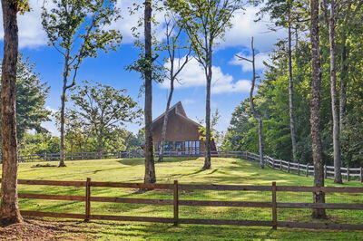435686 Hayesville Active