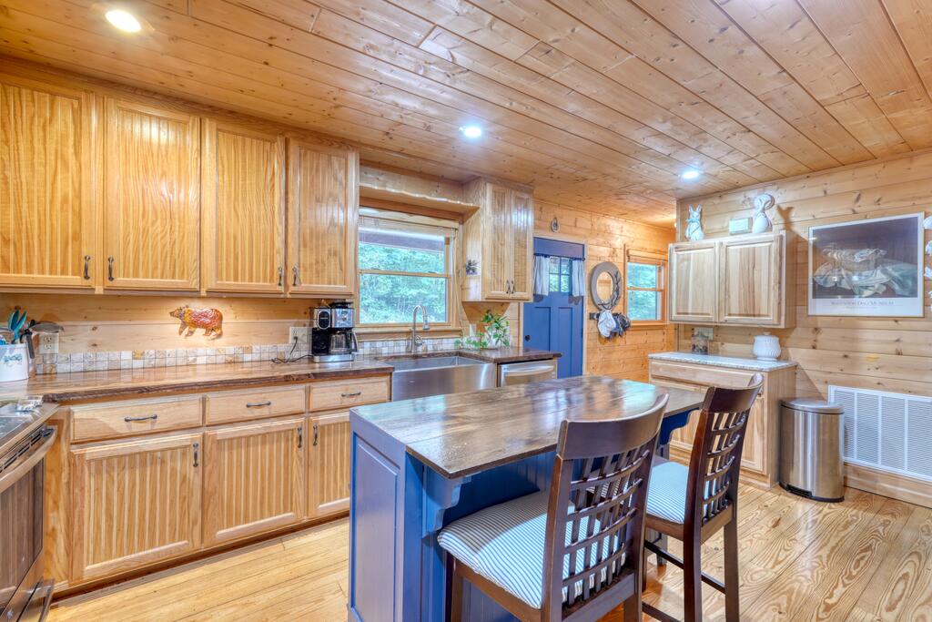 435687 Blairsville Active