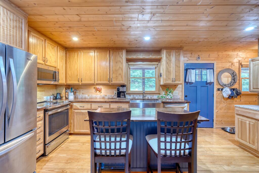 435687 Blairsville Active