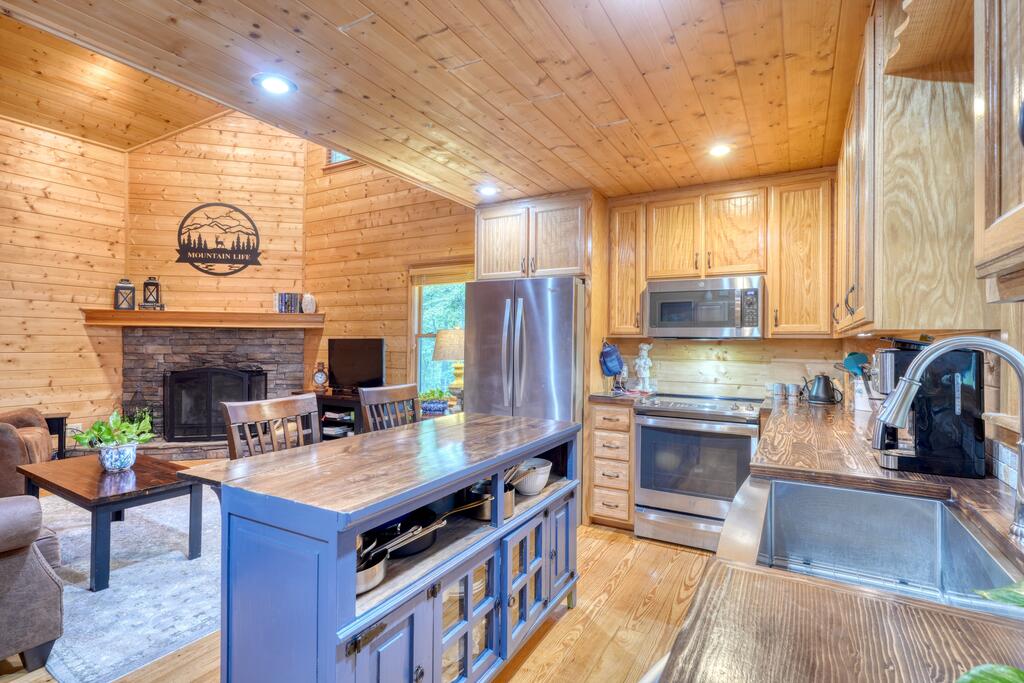 435687 Blairsville Active