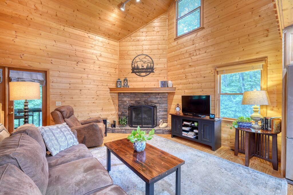 435687 Blairsville Active