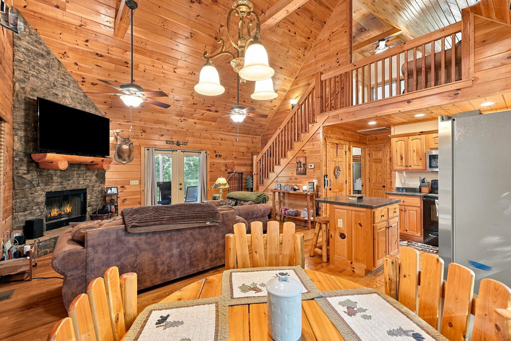 435704 Ellijay Active