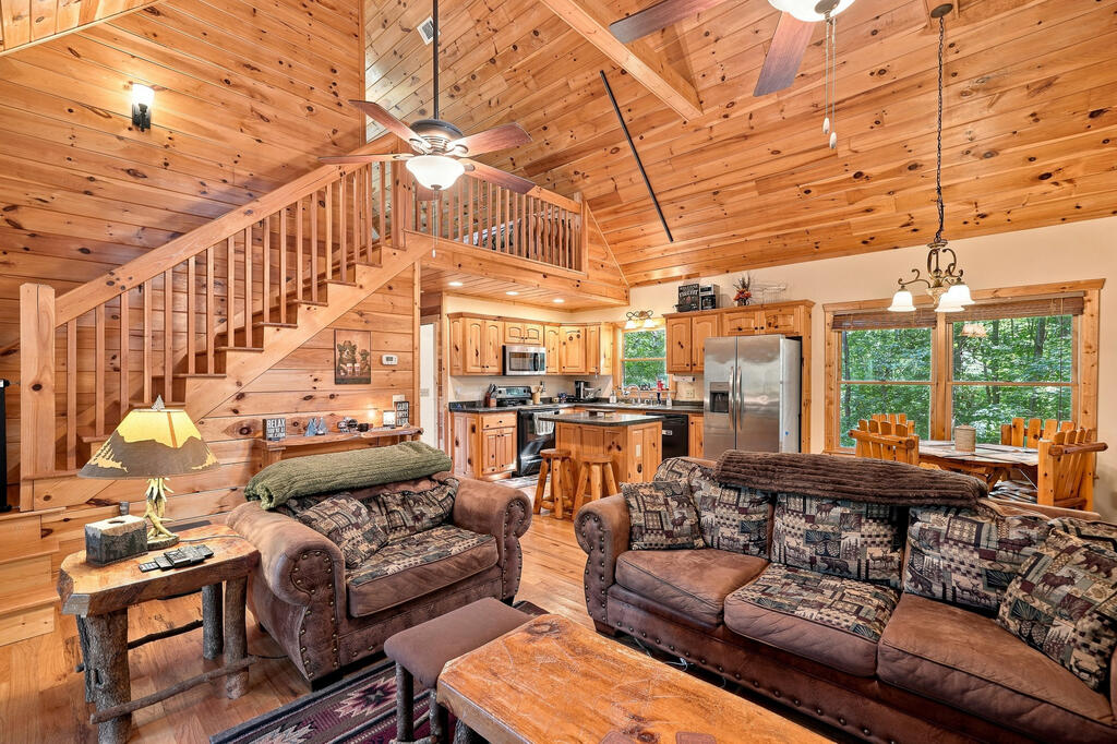 435704 Ellijay Active