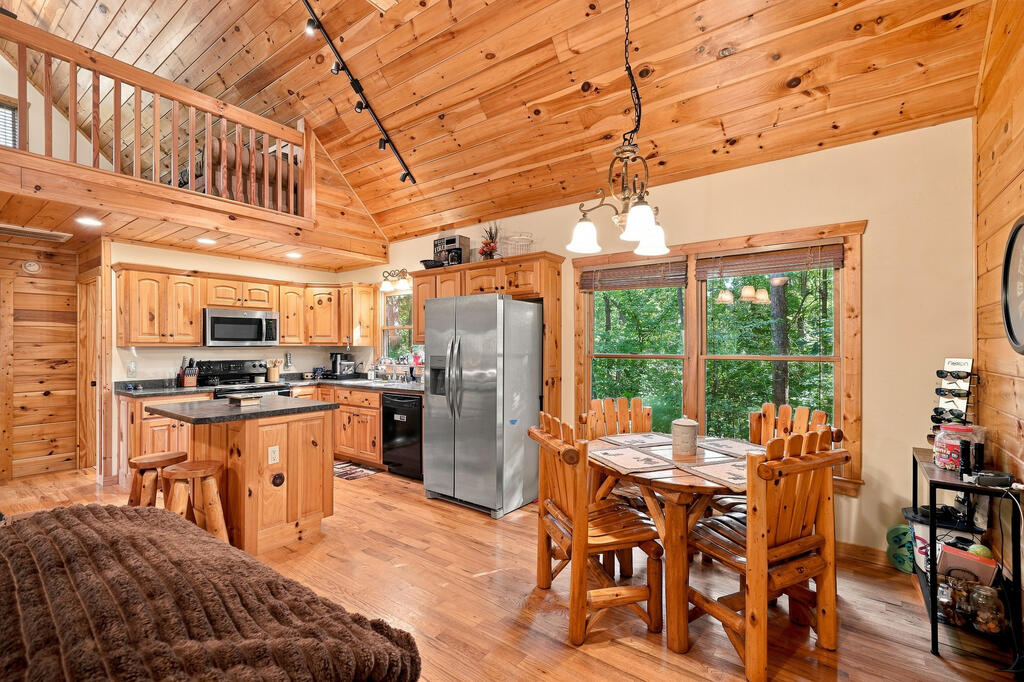 435704 Ellijay Active
