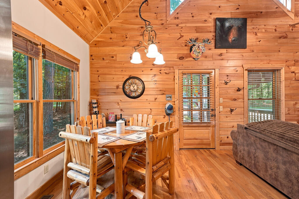 435704 Ellijay Active