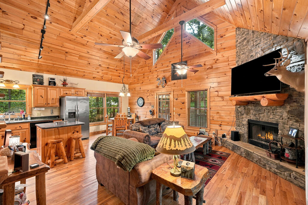 435704 Ellijay Active