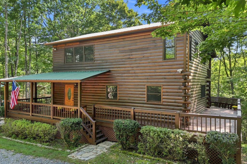 435728 Blue Ridge Active