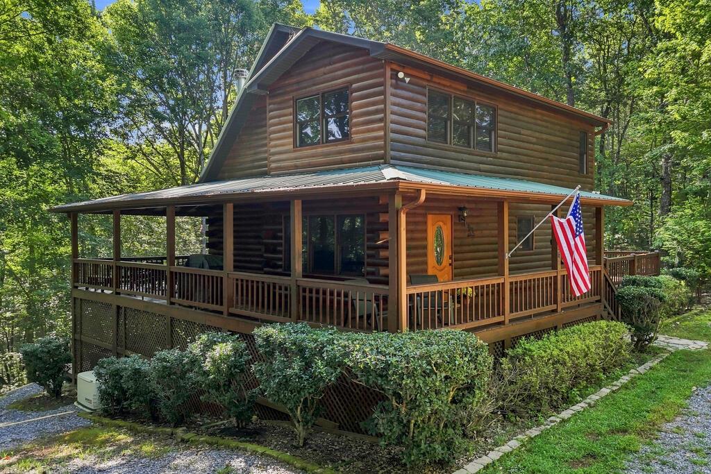 435728 Blue Ridge Active