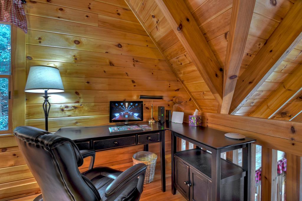 435733 Mineral Bluff Active