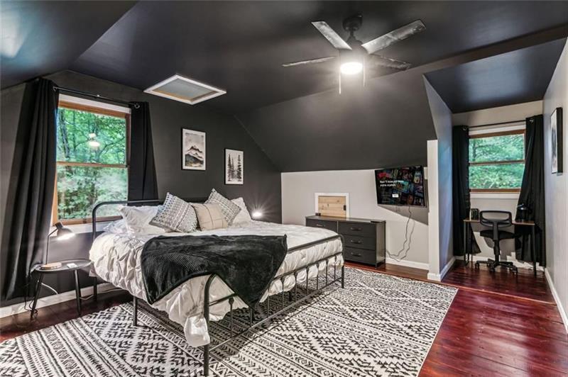 435734 Blue Ridge Active