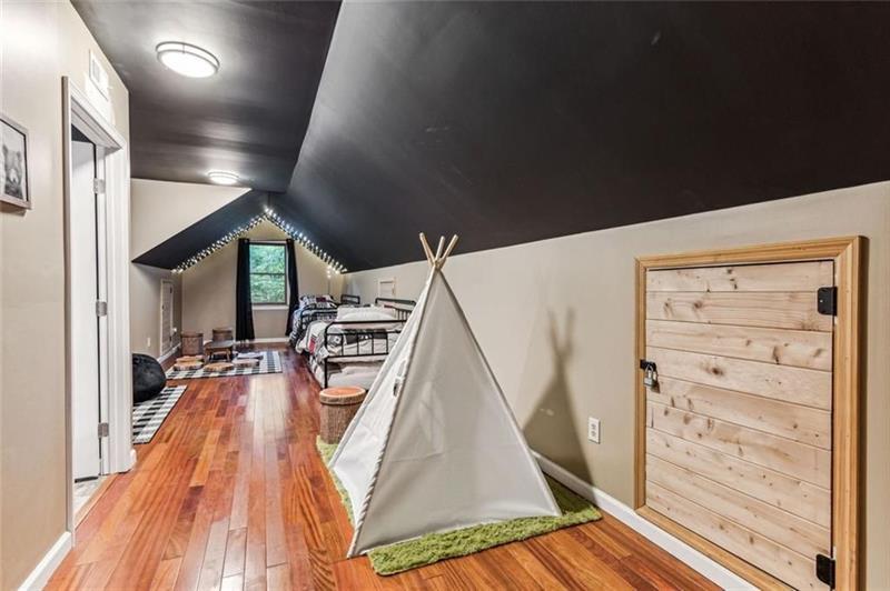 435734 Blue Ridge Active