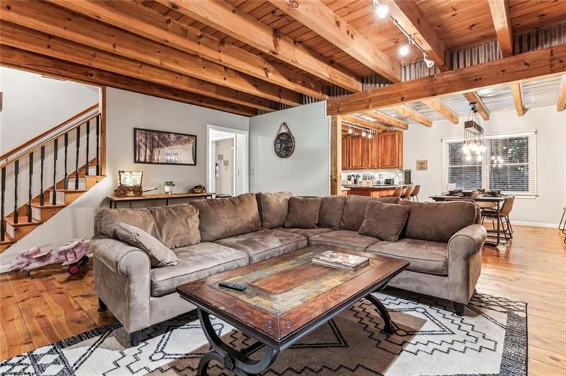 435734 Blue Ridge Active