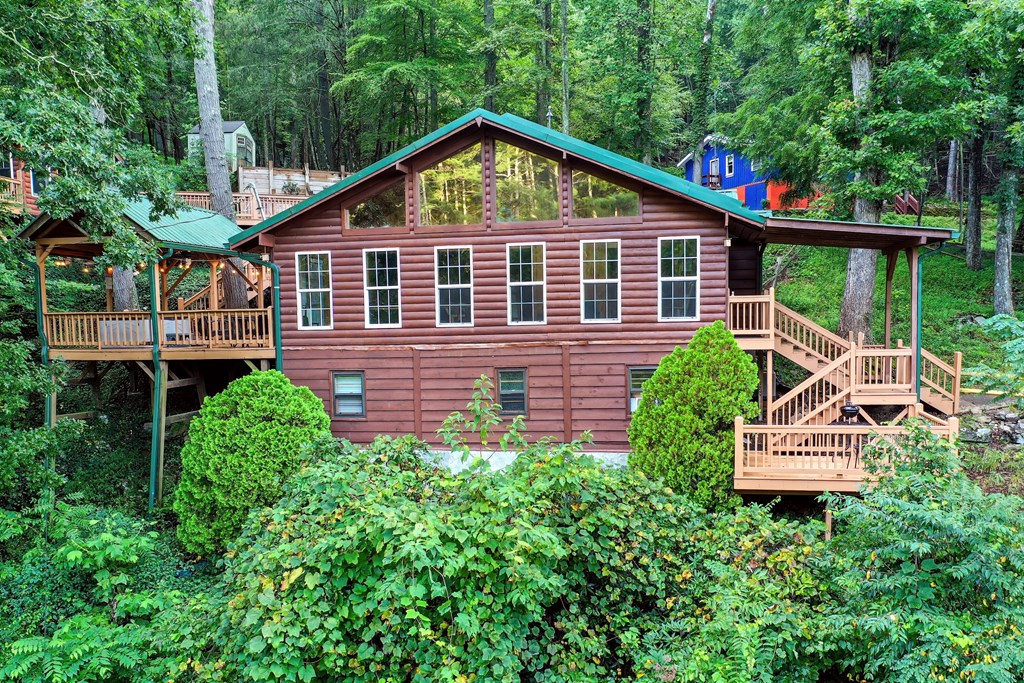 435736 Blue Ridge Active