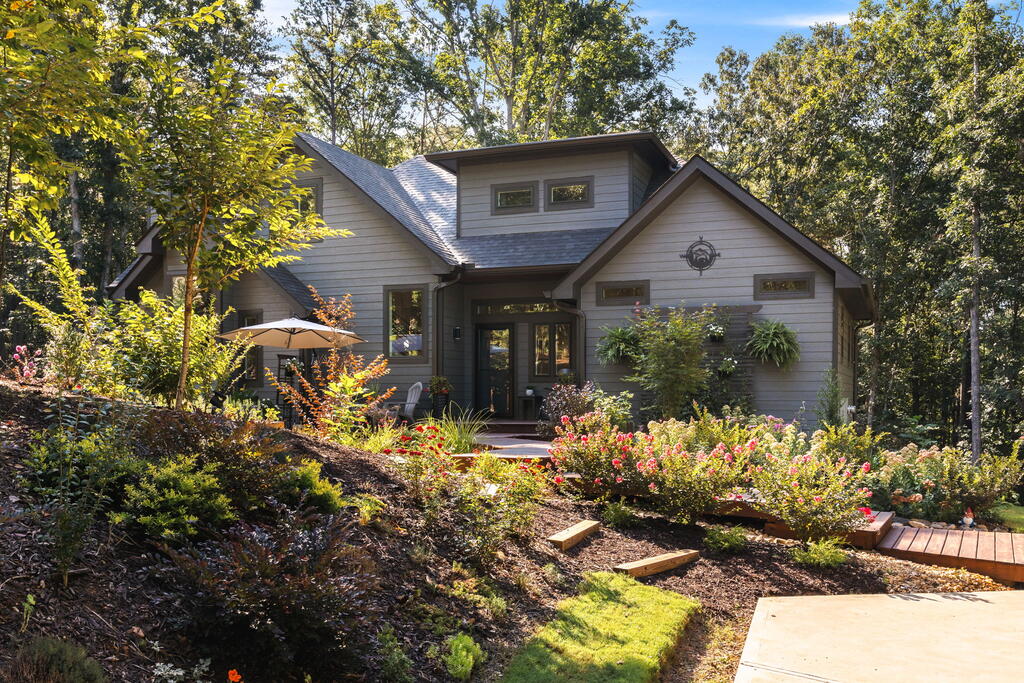 435744 Ellijay Active