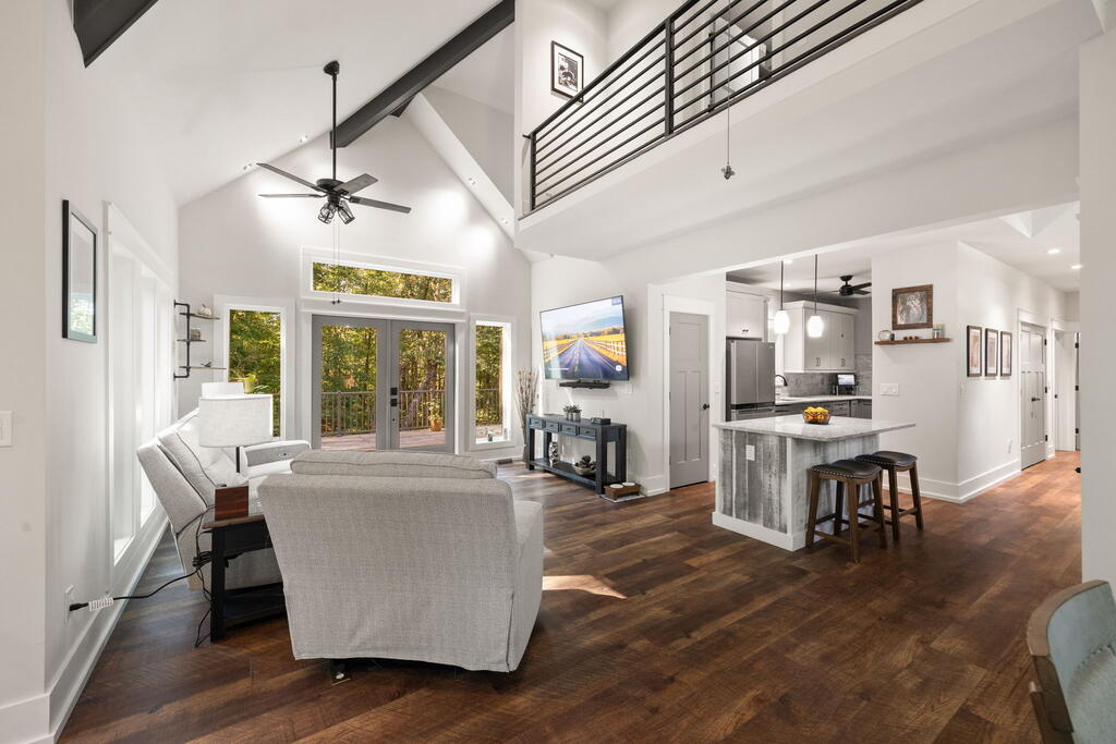 435744 Ellijay Active