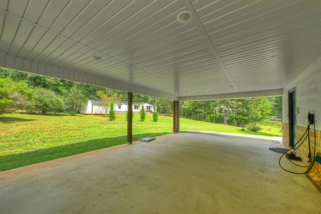 435760 Blue Ridge Active