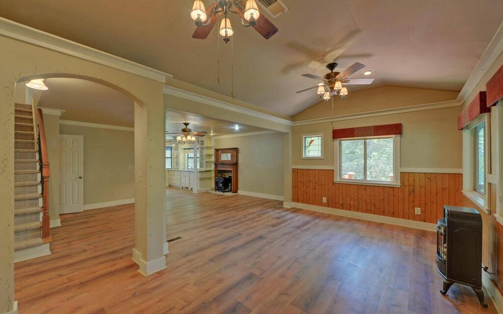 435766 Mineral Bluff Active