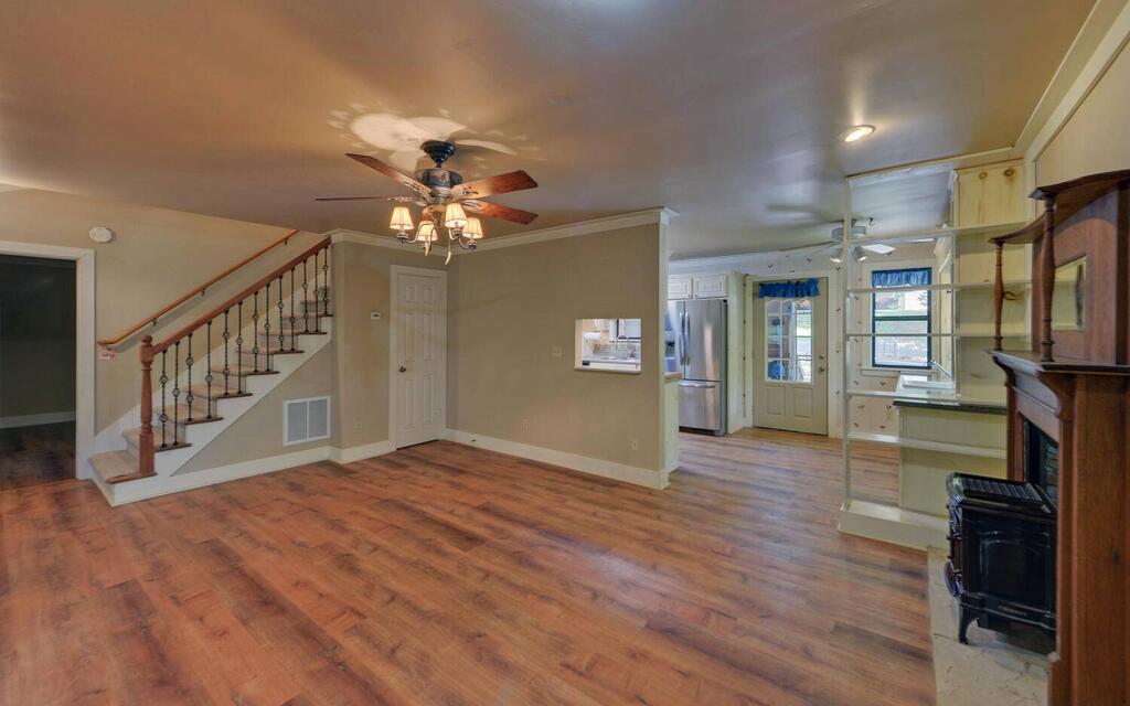 435766 Mineral Bluff Active