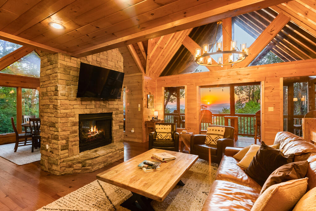 435768 Blue Ridge Active