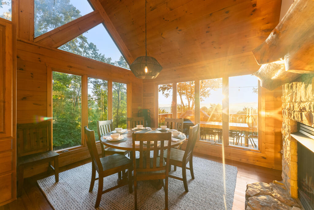 435768 Blue Ridge Active