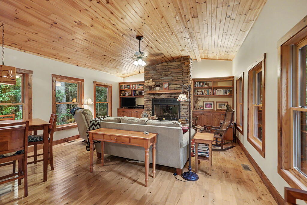 435776 Blairsville Active