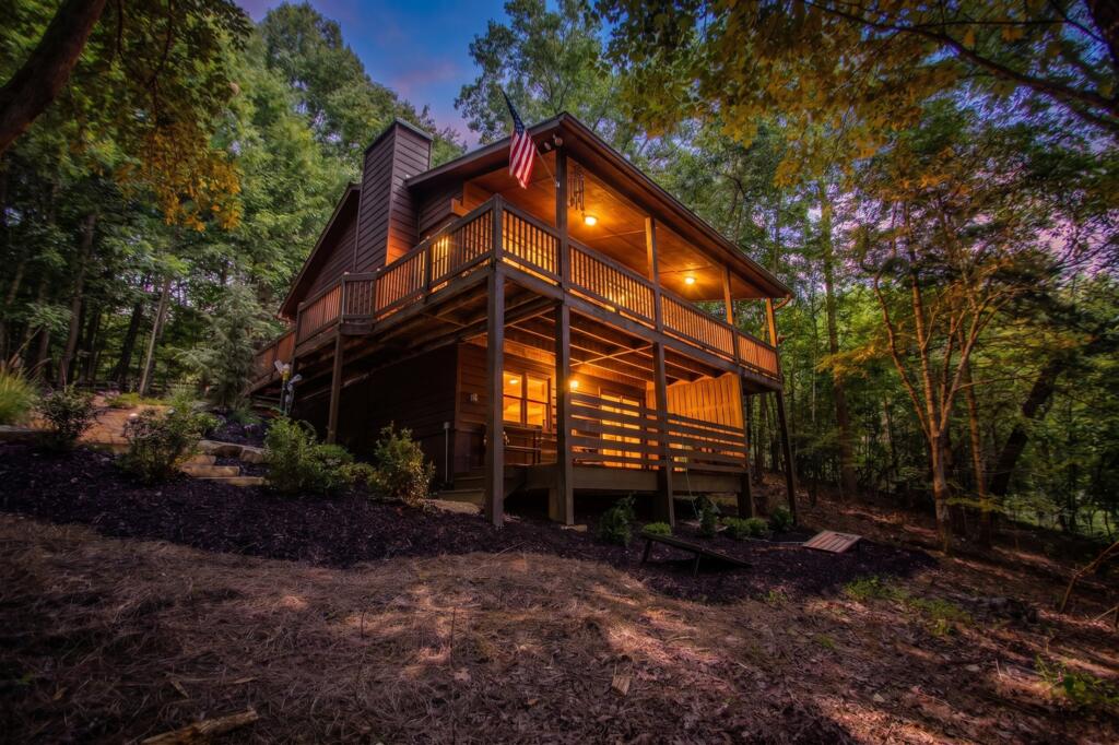 435781 Blue Ridge Active