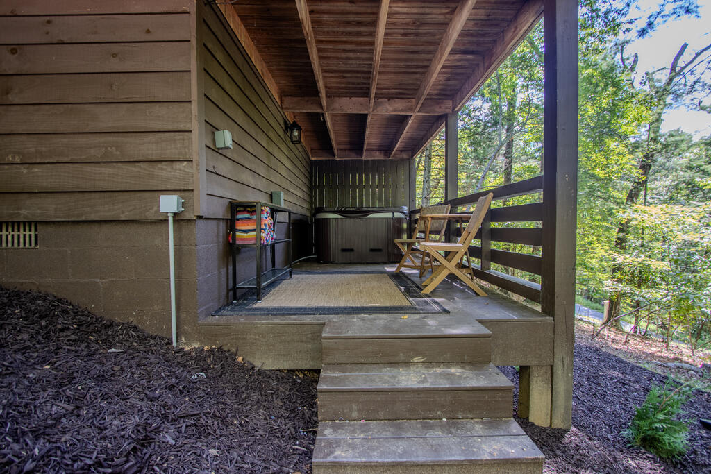 435781 Blue Ridge Active