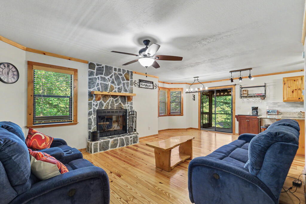 435786 Blairsville Active