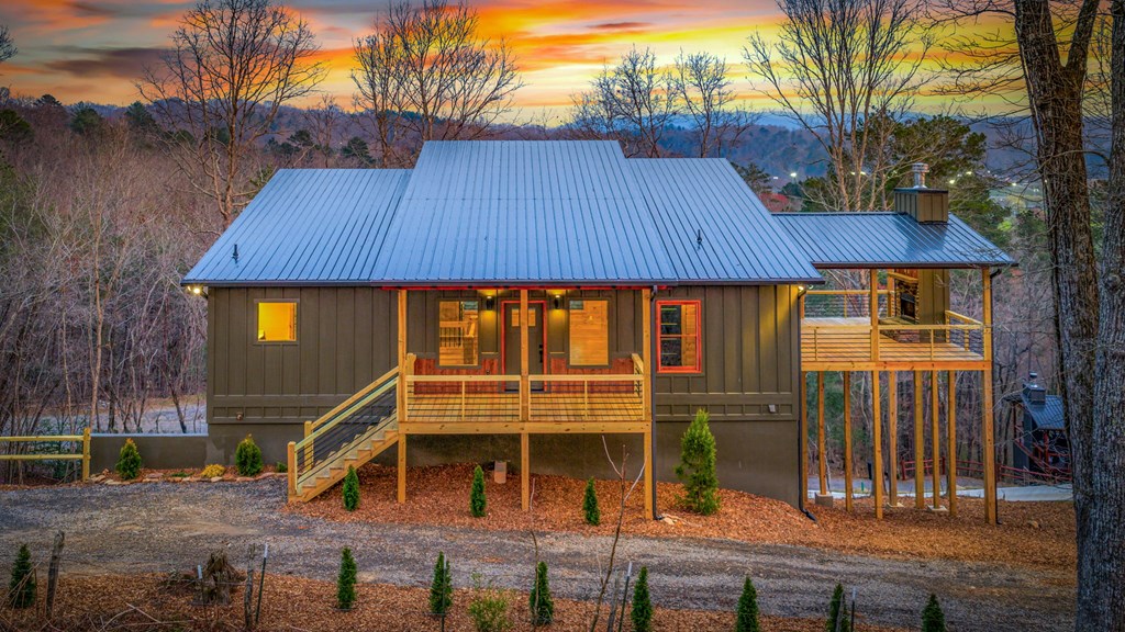 435797 Blue Ridge Active
