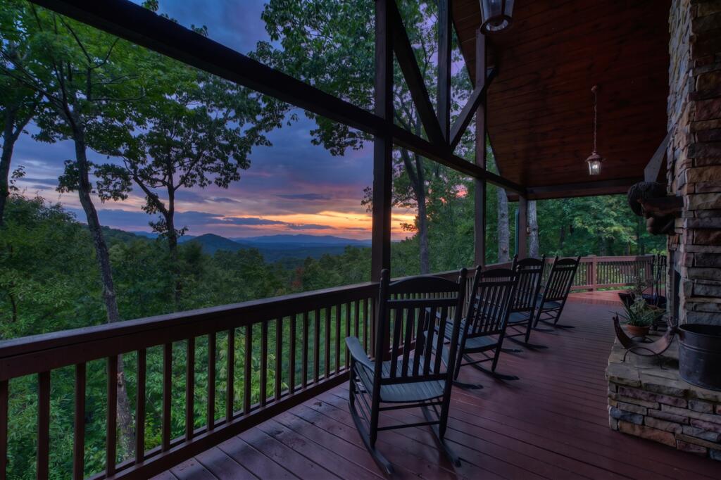 435802 Blue Ridge Active