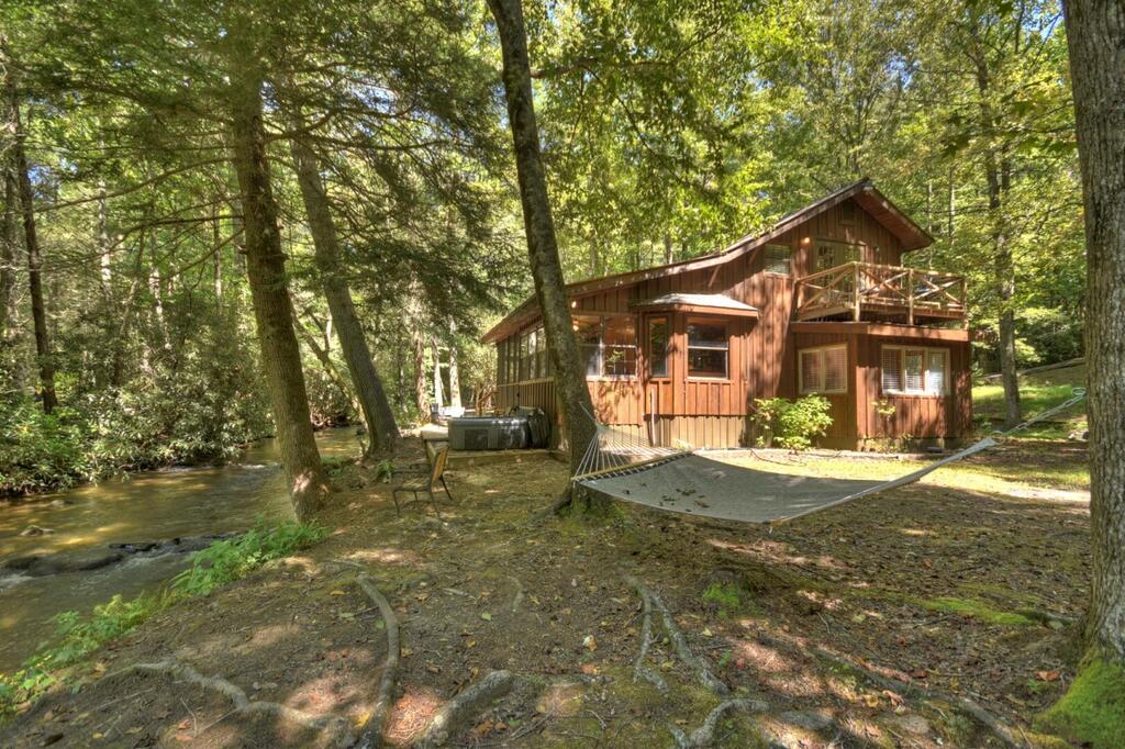 435805 Ellijay Active