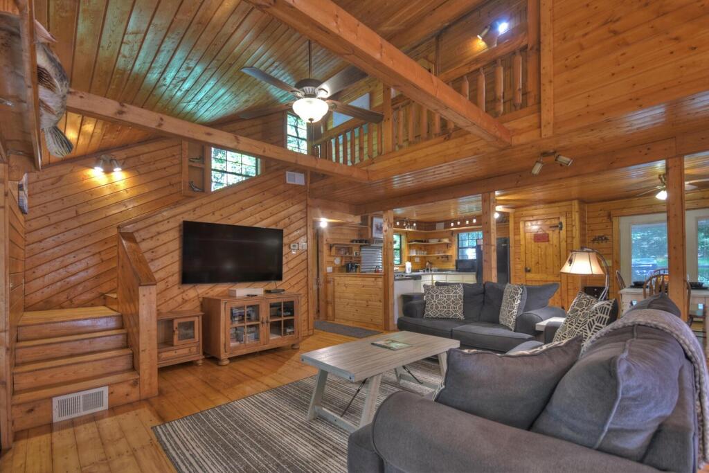 435805 Ellijay Active