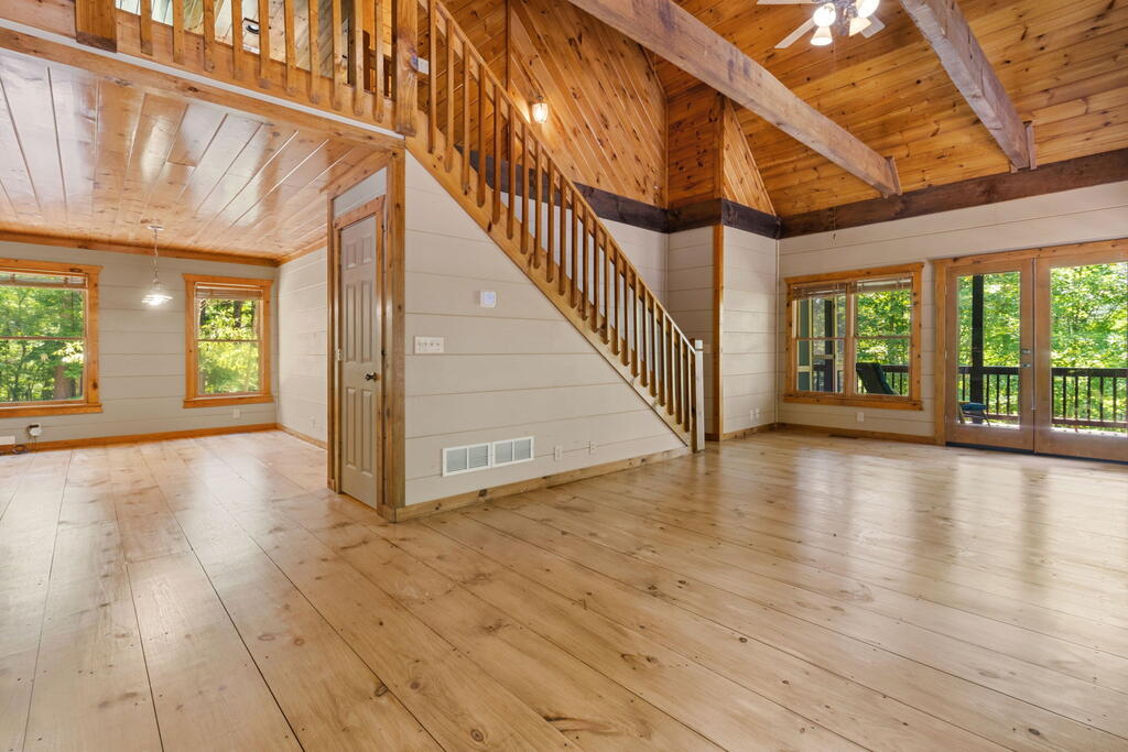 435809 Ellijay Active