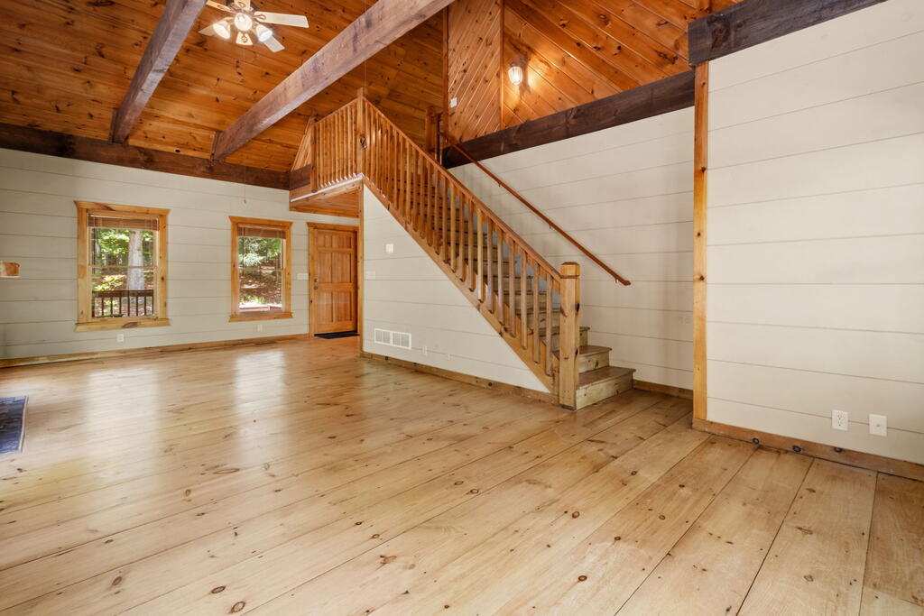 435809 Ellijay Active