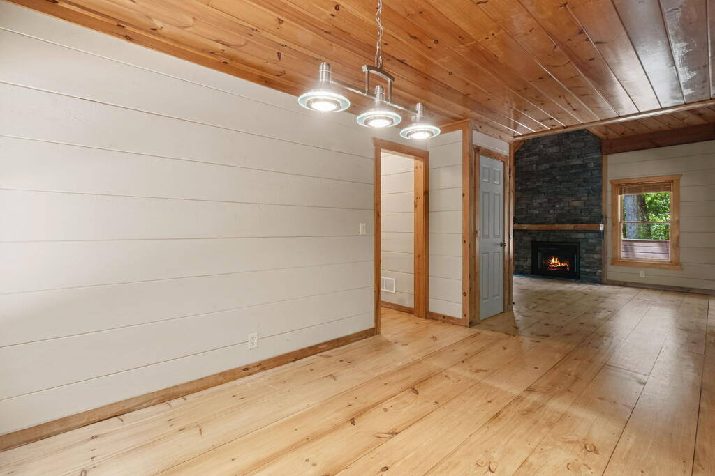 435809 Ellijay Active