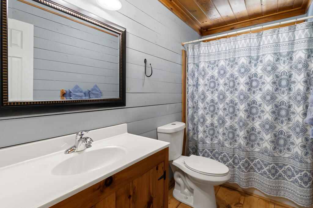 435809 Ellijay Active