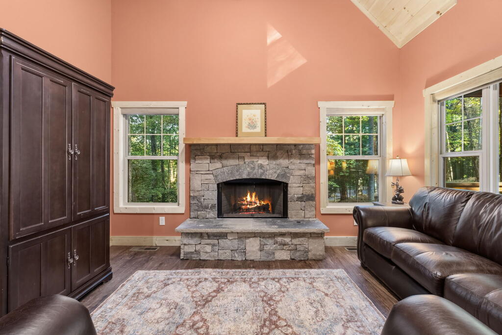 435814 Ellijay Active