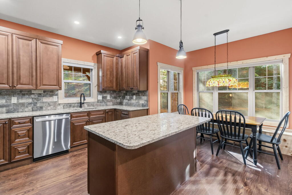 435814 Ellijay Active
