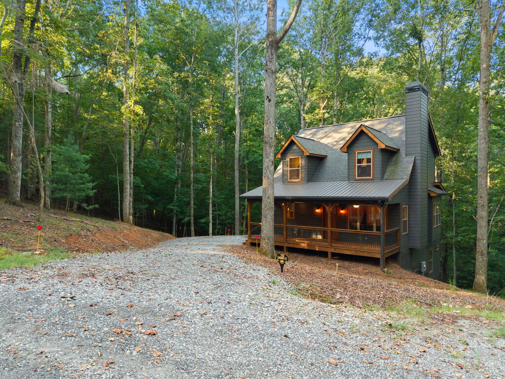 435814 Ellijay Active